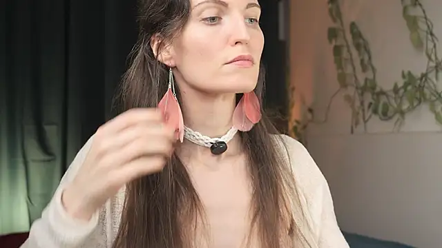 Snapshot of yulladao chatting on 02-11-26, 05:35 yulladao online show from 02-11-26, 05:35