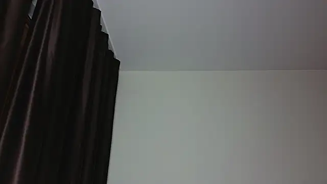 MiaKeler online show from 02-12-25, 09:43