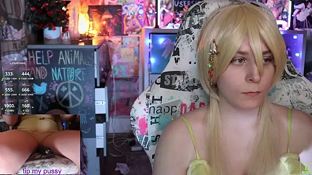 ShiroiFubuki online show from 03-04-25, 03:59