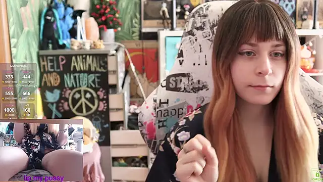 ShiroiFubuki online show from 03-21-25, 09:01