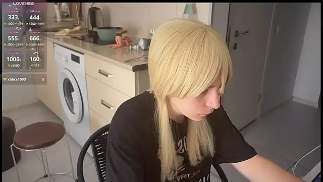 ShiroiFubuki online show from 10-04-25, 11:01