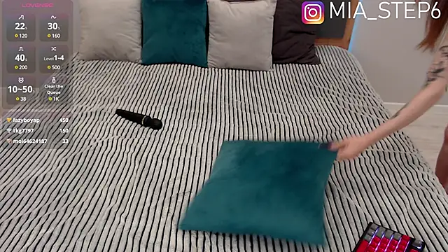 Snapshot of mia_stephan chatting on 01-24-25, 04:59 mia stephan online show from 01-24-25, 04:59