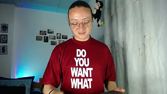 Snapshot of monkeywillwhite chatting on 02-15-26, 07:51 monkeywillwhite online show from 02-15-26, 07:51