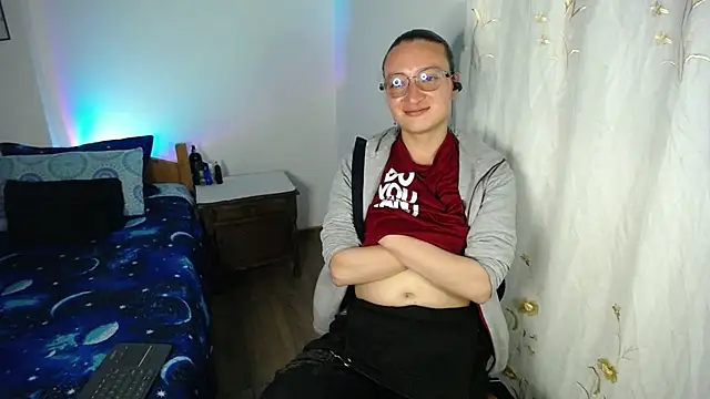 Snapshot of monkeywillwhite chatting on 02-15-26, 05:52 monkeywillwhite online show from 02-15-26, 05:52