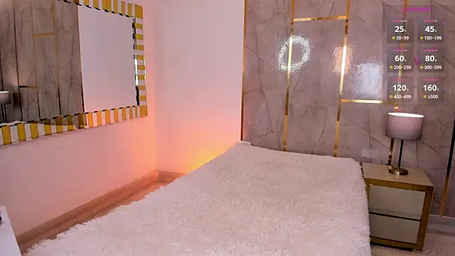 Jiggly   online show from 04-19-26, 05:52