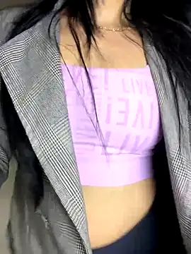 lupyta20 online show from 09-28-25, 02:18