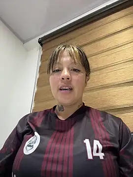 Snapshot of Bruja_lu chatting on 03-11-25, 04:30 Bruja lu online show from 03-11-25, 04:30