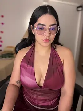 Lia flowers online show from 02-21-26, 11:29