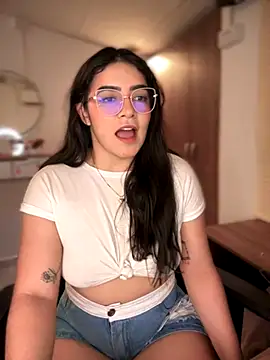 Lia flowers online show from 11-03-25, 11:08