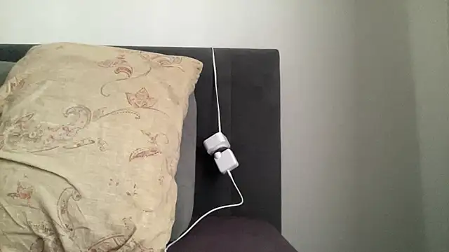 vanessa4you online show from 10-08-25, 04:14