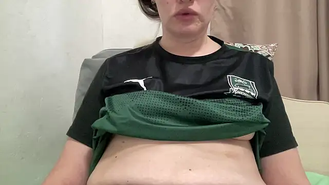 vanessa4you online show from 10-14-25, 04:13