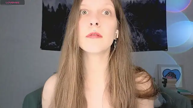 SolarAlice online show from 03-05-26, 04:36