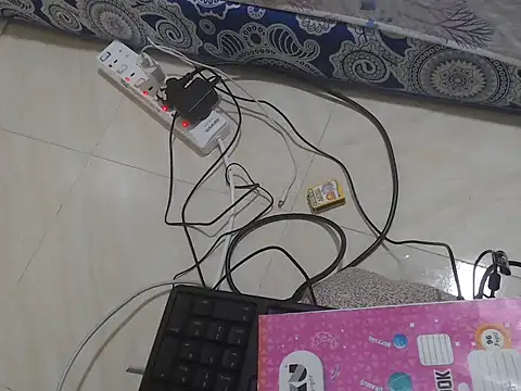 Snapshot of sadyann chatting on 03-27-26, 04:10 sadyann online show from 03-27-26, 04:10