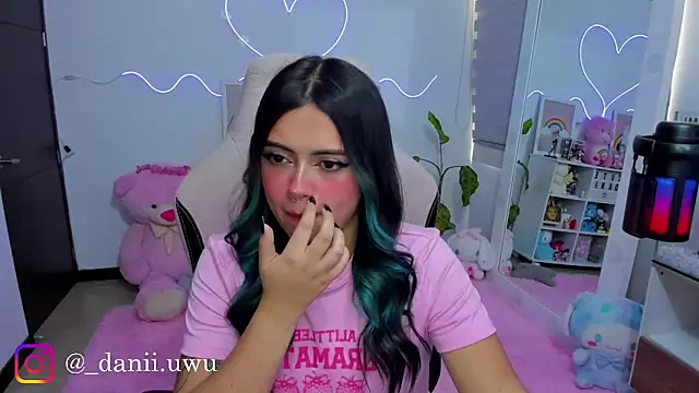 CuteDani  online show from 03-02-26, 02:24