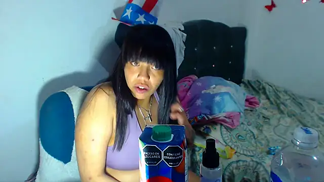 Snapshot of AmaraRoberts420 chatting on 10-02-25, 06:17 AmaraRoberts420 online show from 10-02-25, 06:17