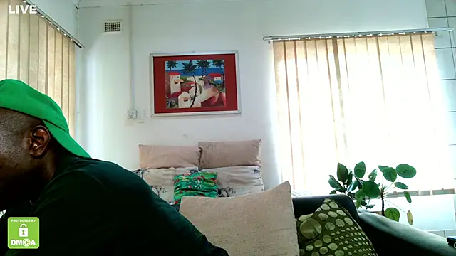 iCrushYenu online show from 12-05-24, 08:16