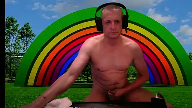 JulioMaximus online show from 04-30-26, 02:35