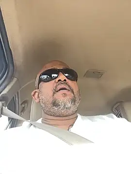 Dick 6inches online show from 02-15-26, 05:30