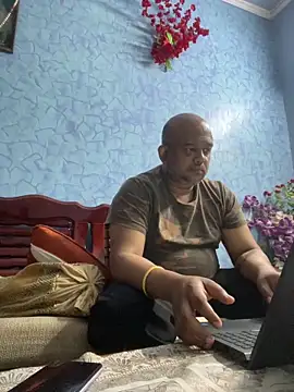 Dick 6inches online show from 03-15-26, 04:36