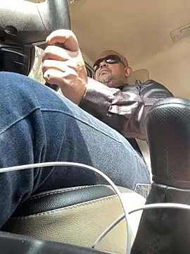 Dick 6inches online show from 02-21-26, 05:31