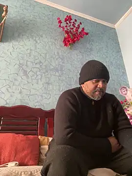 Dick 6inches online show from 12-18-25, 08:30