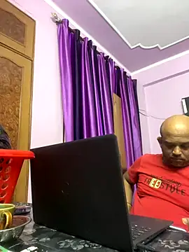 Snapshot of Dick_6inches chatting on 10-08-25, 01:45 Dick 6inches online show from 10-08-25, 01:45
