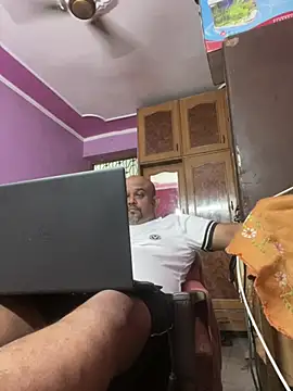 Dick 6inches online show from 07-12-26, 05:52