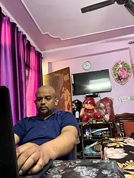 Dick 6inches online show from 11-15-25, 09:24