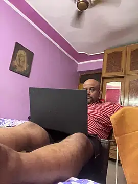 Dick 6inches online show from 06-18-26, 07:07