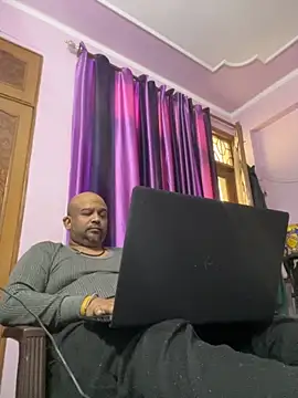 Dick 6inches online show from 11-28-25, 10:37