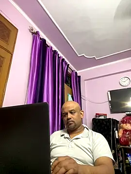 Dick 6inches online show from 11-06-25, 03:38