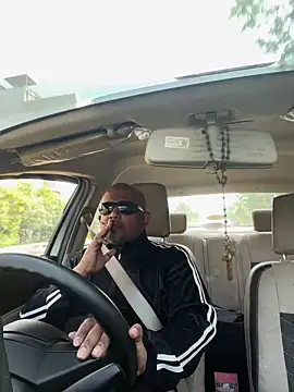 Dick 6inches online show from 03-26-26, 04:44