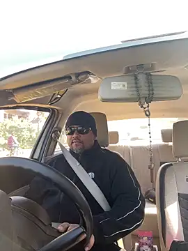 Dick 6inches online show from 02-05-26, 04:41