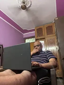 Dick 6inches online show from 04-02-26, 02:24