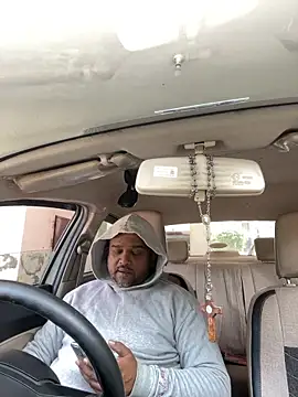 Dick 6inches online show from 11-27-25, 06:14