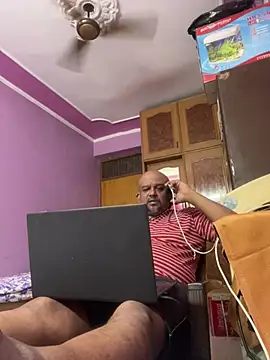 Dick 6inches online show from 06-17-26, 07:52