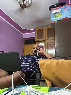 Dick 6inches online show from 05-08-26, 01:48