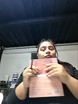 silvia lane online show from 10-24-25, 03:49