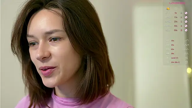 VivianLy  online show from 12-10-24, 11:11