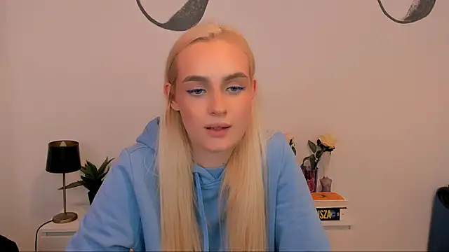 OliviaKisss online show from 09-16-25, 06:42