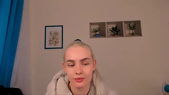 OliviaKisss online show from 04-25-26, 01:36