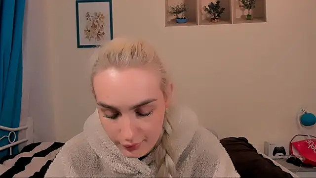 OliviaKisss online show from 04-19-26, 06:32