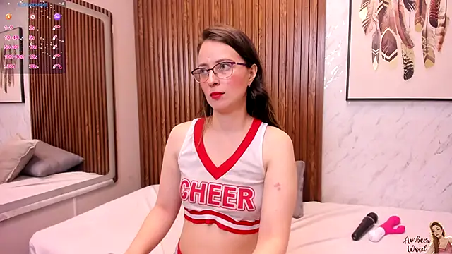 AmbeerWood  online show from 12-20-25, 12:08