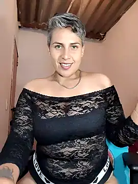 Snapshot of Yessi_rousse chatting on 04-27-26, 12:30 Yessi rousse online show from 04-27-26, 12:30