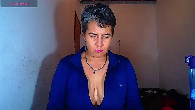 Snapshot of Yessi_rousse chatting on 07-14-26, 12:10 Yessi rousse online show from 07-14-26, 12:10