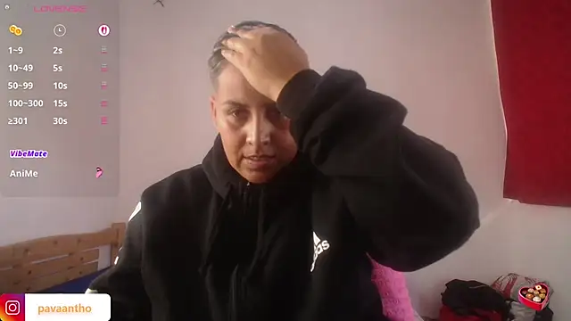 Yessi rousse online show from 10-18-25, 01:46