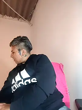 Snapshot of Yessi_rousse chatting on 02-23-26, 08:42 Yessi rousse online show from 02-23-26, 08:42