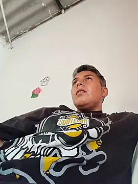 Yessi rousse online show from 10-29-25, 08:19