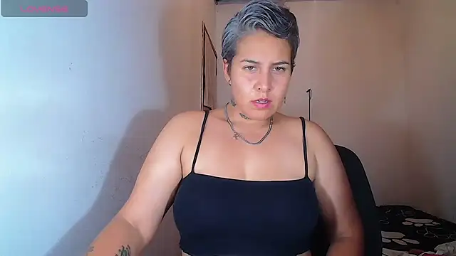 Snapshot of Yessi_rousse chatting on 07-08-26, 10:54 Yessi rousse online show from 07-08-26, 10:54