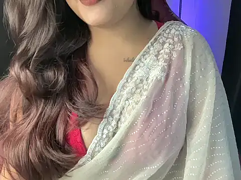 Snapshot of shanayaaa_1 chatting on 09-18-25, 06:55 shanayaaa 1 online show from 09-18-25, 06:55
